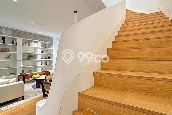 Rumah Luxury Modern Siap Huni di Pondok Indah Jakarta Selatan Rumah Luxury Modern Siap Huni di Pondok Indah Jakarta Selatan