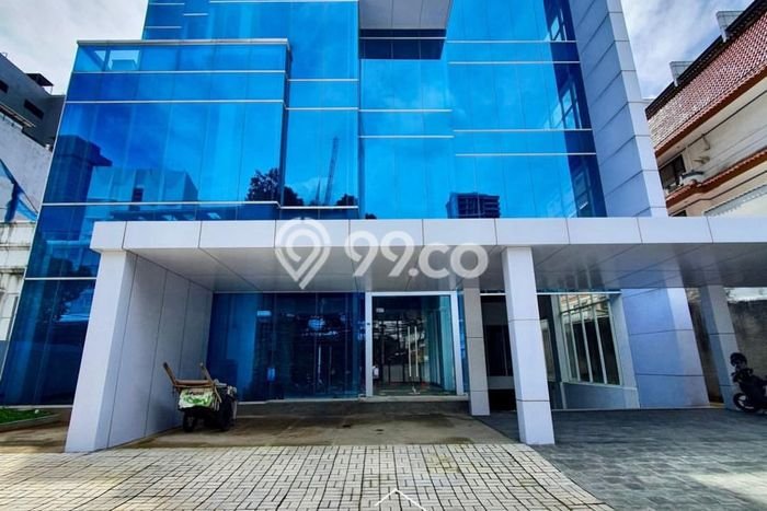 Untuk Dijual Kantor di Menteng Jakarta Pusat LT 1067m2 / LB 3000m2 Untuk Dijual Kantor di Menteng Jakarta Pusat LT 1067m2 / LB 3000m2