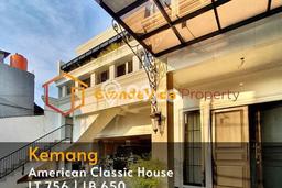 Ready to Use! Premium House LT 756m2 Desain Elegan di Kemang Ready to Use! Premium House LT 756m2 Desain Elegan di Kemang