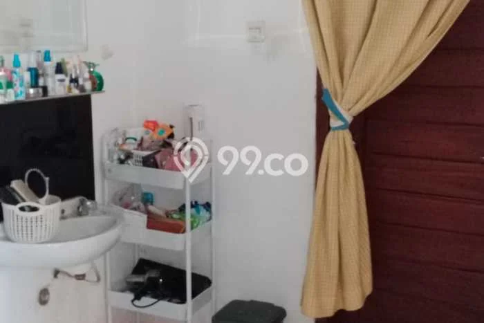 Rumah Luas Asri 2 KT Siap Pakai di Kopo Permai Bandung Rumah Luas Asri 2 KT Siap Pakai di Kopo Permai Bandung