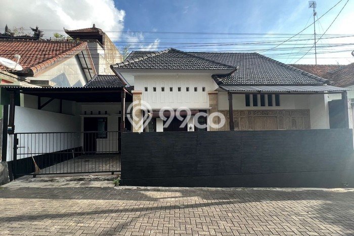 Rumah Disewakan Badung LT 150m2 LB 120m2 Kawasan Kerobokan Rumah Disewakan Badung LT 150m2 LB 120m2 Kawasan Kerobokan
