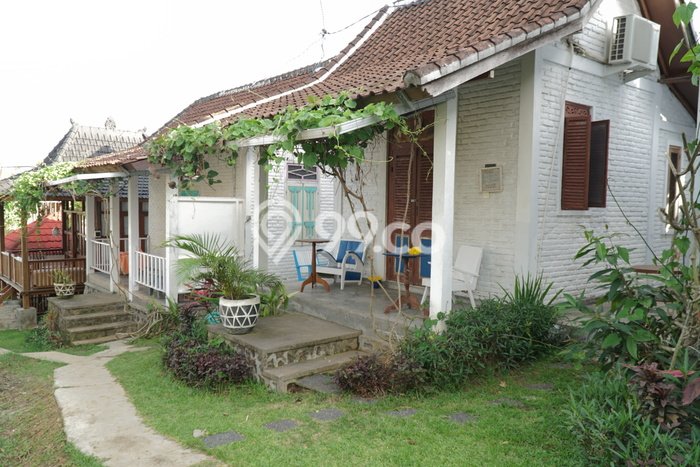 LOKASI STRATEGIS! Vila Kawasan , Area 1100m2m², Area Potensial LOKASI STRATEGIS! Vila Kawasan , Area 1100m2m², Area Potensial