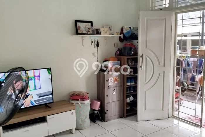 Rumah Modern 2 KT di Bojong Indah Jakarta Barat Unfurnished Rumah Modern 2 KT di Bojong Indah Jakarta Barat Unfurnished