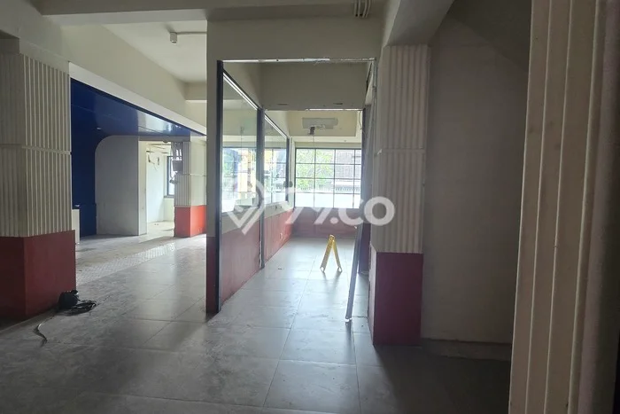 Area Strategis! Disewakan Komersial Lokasi Kebayoran Baru, Jakarta Selatan Cocok untuk Bisnis Area Strategis! Disewakan Komersial Lokasi Kebayoran Baru, Jakarta Selatan Cocok untuk Bisnis