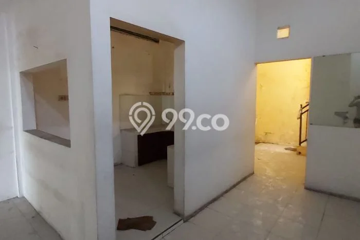 Ruko Usaha Dijual di Wiyung Surabaya LT 115m2 & LB 200m2 Ruko Usaha Dijual di Wiyung Surabaya LT 115m2 & LB 200m2