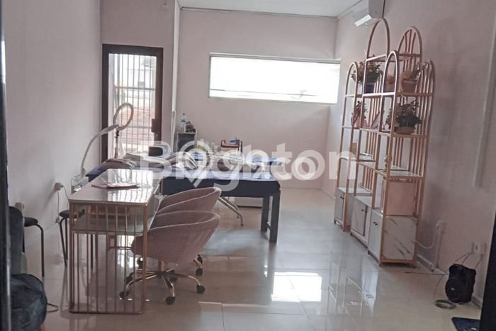 Ruko Bagus Dijual LB 150m2 Lokasi Strategis Denpasar Area Cocok untuk Berbisnis Ruko Bagus Dijual LB 150m2 Lokasi Strategis Denpasar Area Cocok untuk Berbisnis