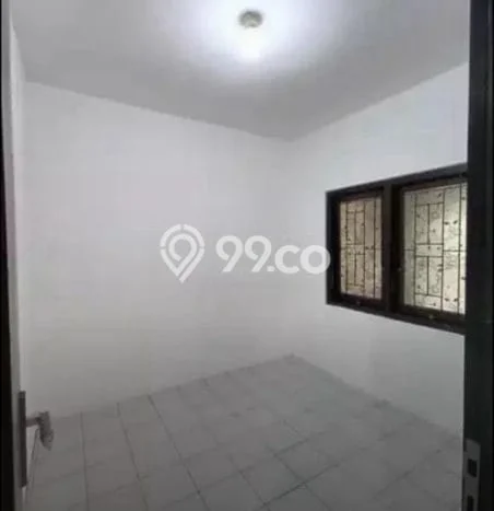Rumah Sewa Surabaya LT 120m2 LB 120m2 Kawasan Surabaya Kota Rumah Sewa Surabaya LT 120m2 LB 120m2 Kawasan Surabaya Kota