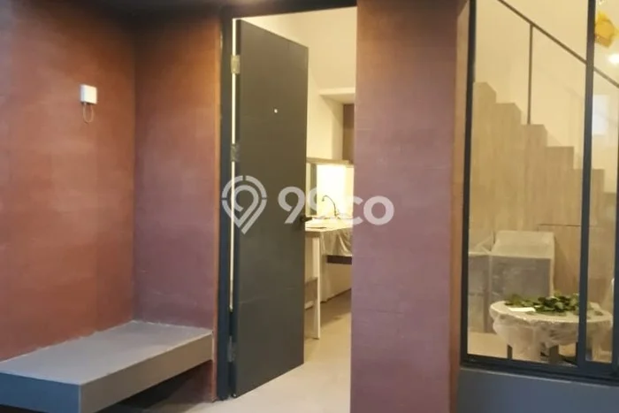 Disewakan Rumah Konsep Modern di BSD Tangerang Selatan dengan 2 KT Disewakan Rumah Konsep Modern di BSD Tangerang Selatan dengan 2 KT