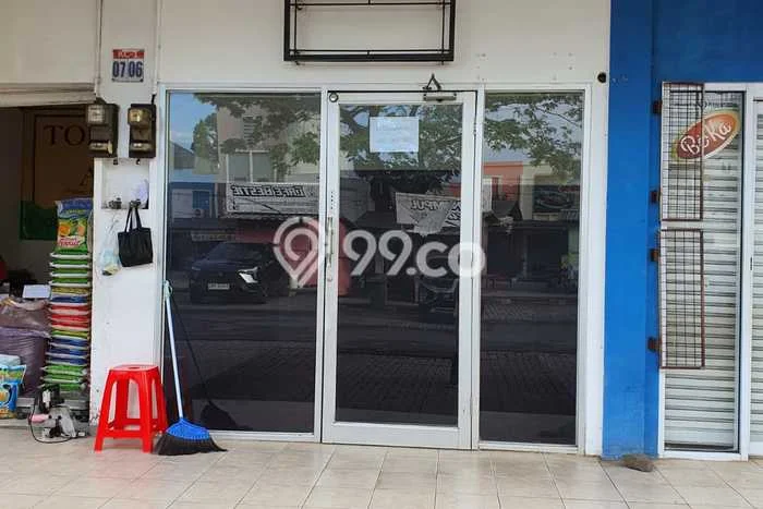 Unit Komersial Dijual di Tangerang Selatan LT 12m2 & LB 12m2 Unit Komersial Dijual di Tangerang Selatan LT 12m2 & LB 12m2