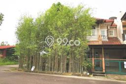 For Sale Rumah 4 Kamar Lokasi Ideal Bagus dan Strategis di Batam Kota For Sale Rumah 4 Kamar Lokasi Ideal Bagus dan Strategis di Batam Kota