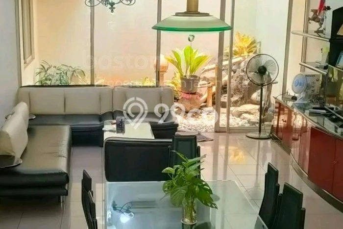 Dijual Rumah Mewah Exclusive di Cengkareng, Jakarta Barat Dijual Rumah Mewah Exclusive di Cengkareng, Jakarta Barat