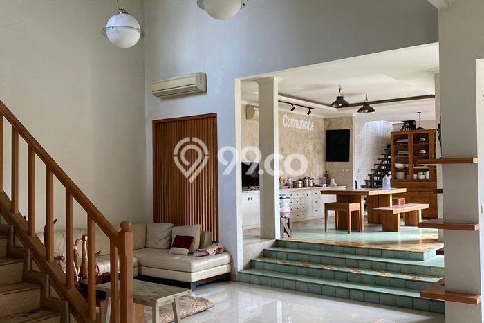 Rumah Mewah LB 400m2 Siap Huni Desain Elegan di Alam Sutera, Tangerang Rumah Mewah LB 400m2 Siap Huni Desain Elegan di Alam Sutera, Tangerang