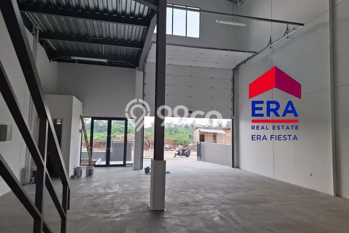 Gudang untuk disewa di Serpong punya LT 180m2 & LB 180m2 harga sewa kompetitif Gudang untuk disewa di Serpong punya LT 180m2 & LB 180m2 harga sewa kompetitif