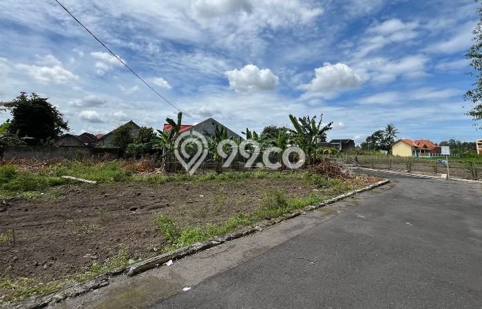 Tanah Dijual Lokasi Kalasan, Sleman Luas 112m2 Legalitas Aman Tanah Dijual Lokasi Kalasan, Sleman Luas 112m2 Legalitas Aman