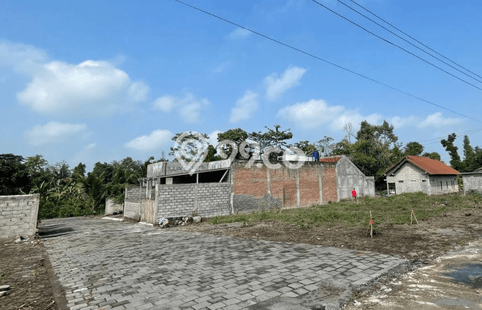 Tanah Dijual di Sleman Seluas 137m2 Strategis Tanah Dijual di Sleman Seluas 137m2 Strategis