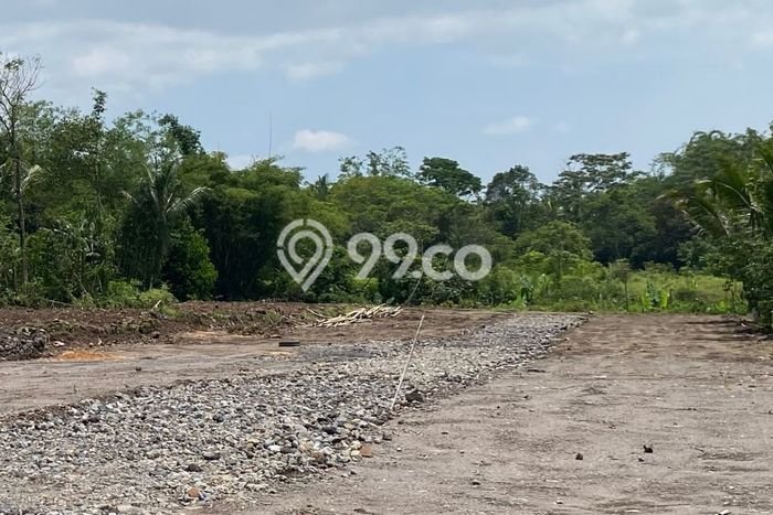 Lahan Kosong Dijual di Sleman, Sleman, Luas 117m2 Area Strategis Lahan Kosong Dijual di Sleman, Sleman, Luas 117m2 Area Strategis