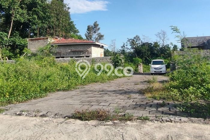 Jarang Ada! Tanah di Ngemplak Punya Luas 137m2 SHM Jarang Ada! Tanah di Ngemplak Punya Luas 137m2 SHM