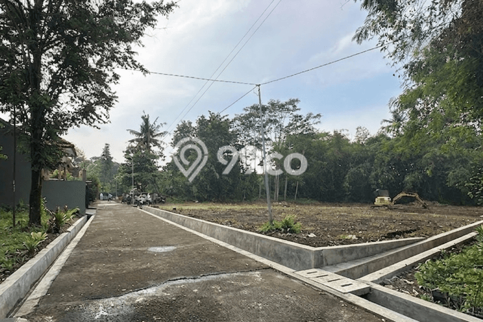 Untuk Dijual Tanah di Depok Sleman Luas 112m2 SHM Untuk Dijual Tanah di Depok Sleman Luas 112m2 SHM