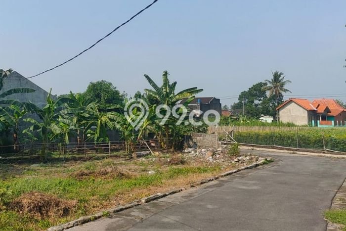 Tanah Strategis Kawasan Purwomartani, Luas 111m², Ideal untuk Investasi Tanah Strategis Kawasan Purwomartani, Luas 111m², Ideal untuk Investasi