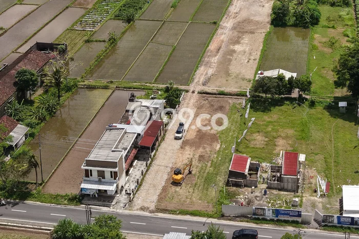 Lahan Strategis di Kalasan Dijual dengan Luas 100m2 Lahan Strategis di Kalasan Dijual dengan Luas 100m2