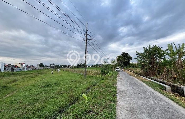 Tanah untuk Dijual Lokasi Godean, Sleman Luas 108m2 SHM Tanah untuk Dijual Lokasi Godean, Sleman Luas 108m2 SHM