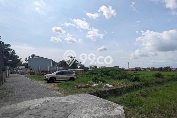 Tanah untuk Dijual Lokasi Depok, Sleman Luas 216m2 SHM Tanah untuk Dijual Lokasi Depok, Sleman Luas 216m2 SHM
