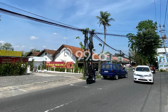 Lahan Dijual Lokasi Strategis di Sleman dengan Luas 188m2 Lahan Dijual Lokasi Strategis di Sleman dengan Luas 188m2