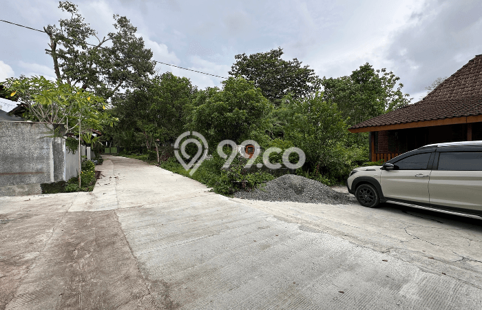 Tanah Kosong Dijual di Sleman dengan Area 168m2 Tanah Kosong Dijual di Sleman dengan Area 168m2