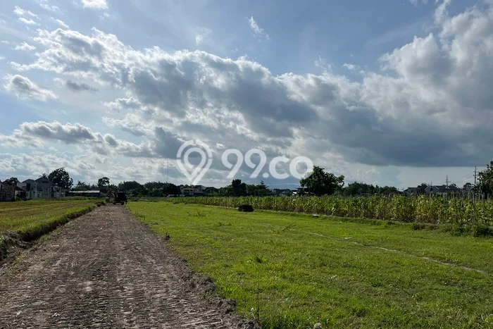 Tanah Komersial Dijual di Gamping Sleman 110m2 Tanah Komersial Dijual di Gamping Sleman 110m2