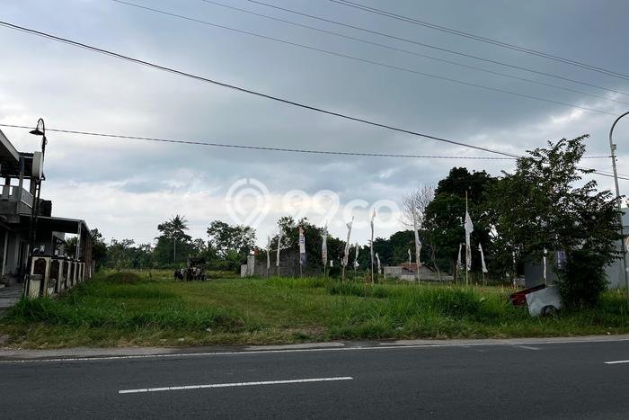 Dijual Tanah di Sleman Yogyakarta Luas 108m2 SHM Dijual Tanah di Sleman Yogyakarta Luas 108m2 SHM