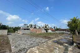 Tanah Potensial Kawasan Ngemplak, Luas 137m2m², Akses Mudah Tanah Potensial Kawasan Ngemplak, Luas 137m2m², Akses Mudah