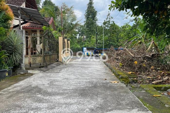 Lahan Dijual Lokasi Ngaglik, Sleman dengan Luas Tanah 114m2 dan Status SHM Lahan Dijual Lokasi Ngaglik, Sleman dengan Luas Tanah 114m2 dan Status SHM