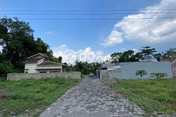 Tanah Potensial di Sleman, Luas 137m2m², Pinggir Jalan Tanah Potensial di Sleman, Luas 137m2m², Pinggir Jalan