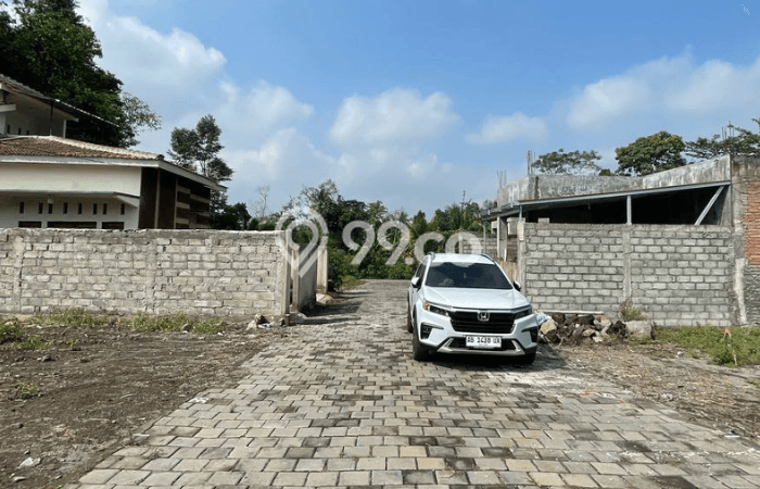 Tanah Dijual di Sleman Seluas 137m2 Strategis Tanah Dijual di Sleman Seluas 137m2 Strategis