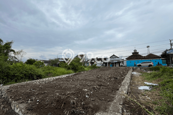 Jarang Ada! Tanah di Banguntapan Punya Luas 112m2 SHM Jarang Ada! Tanah di Banguntapan Punya Luas 112m2 SHM