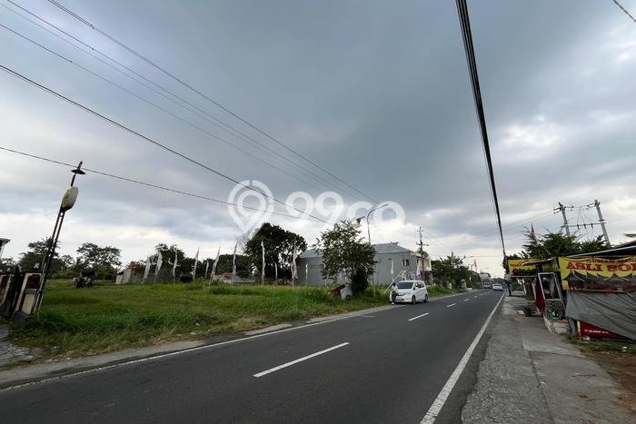 Dijual Tanah di Sleman Yogyakarta Luas 108m2 SHM Dijual Tanah di Sleman Yogyakarta Luas 108m2 SHM