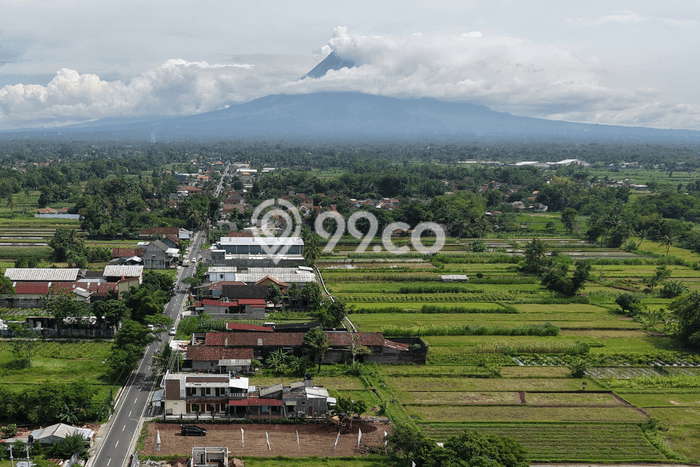 Lahan untuk Dijual Lokasi Umbulharjo, Yogyakarta Luas 100m2 SHM Lahan untuk Dijual Lokasi Umbulharjo, Yogyakarta Luas 100m2 SHM