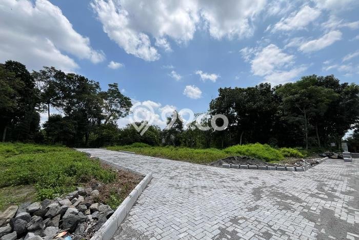 LOKASI STRATEGIS! Tanah Kawasan Purwomartani, Luas 119m², Lingkungan Nyaman, Cocok untuk Hunian LOKASI STRATEGIS! Tanah Kawasan Purwomartani, Luas 119m², Lingkungan Nyaman, Cocok untuk Hunian