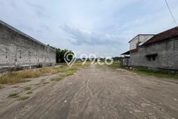 Jarang Ada! Tanah di Madiun Punya Luas 97m2 SHM Jarang Ada! Tanah di Madiun Punya Luas 97m2 SHM