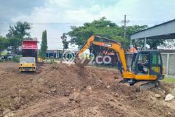 Jarang Ada! Tanah di Madiun Punya Luas 94m2 SHM Jarang Ada! Tanah di Madiun Punya Luas 94m2 SHM