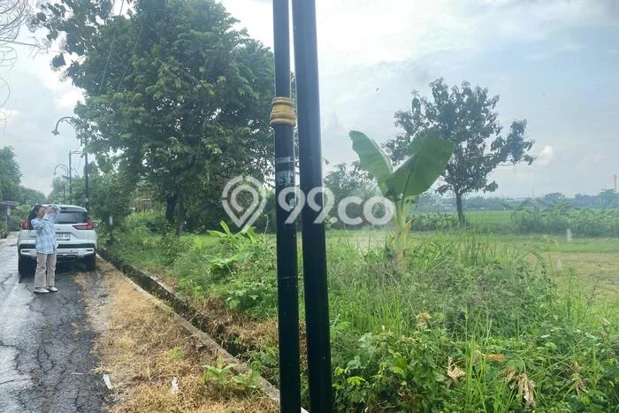 Kavling Tanah Dijual di Madiun, Madiun, Luas 80m2 Area Strategis Kavling Tanah Dijual di Madiun, Madiun, Luas 80m2 Area Strategis