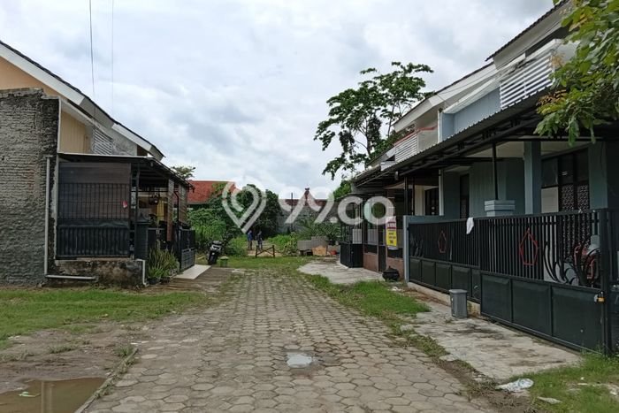 Tanah Dijual Lokasi Madiun, Madiun dengan Luas Tanah 100m2 dan Status SHM Tanah Dijual Lokasi Madiun, Madiun dengan Luas Tanah 100m2 dan Status SHM