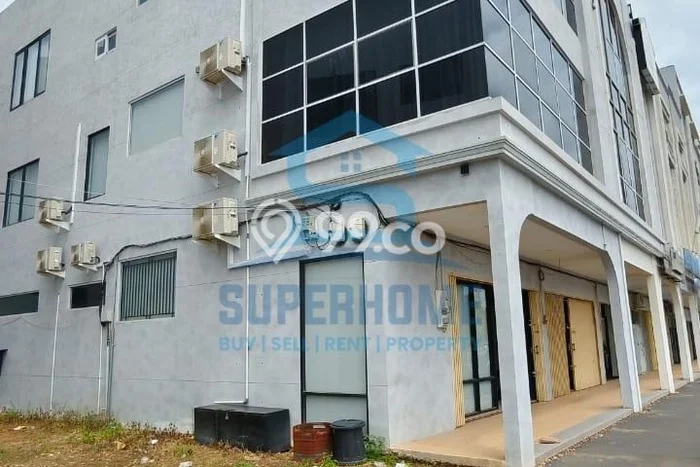 Ruko di , Luas 330m2m², Disewakan, Area Bisnis, Ready Operasional Ruko di , Luas 330m2m², Disewakan, Area Bisnis, Ready Operasional