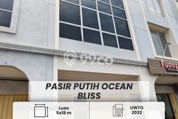For Rent Ruko Premium di , Luas 80m2m², Jalan Strategis For Rent Ruko Premium di , Luas 80m2m², Jalan Strategis