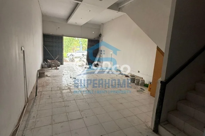 Disewakan Ruko di Kawasan Ramai Batam Centre Luas 180m2 Disewakan Ruko di Kawasan Ramai Batam Centre Luas 180m2
