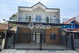 Rumah Minimalis 5 KT di BSD Griya Loka Tangerang Semi Furnished Rumah Minimalis 5 KT di BSD Griya Loka Tangerang Semi Furnished