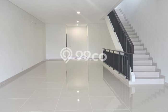 Unit Ruko Disewakan di Gading Serpong di Area Ramai & Strategis Unit Ruko Disewakan di Gading Serpong di Area Ramai & Strategis