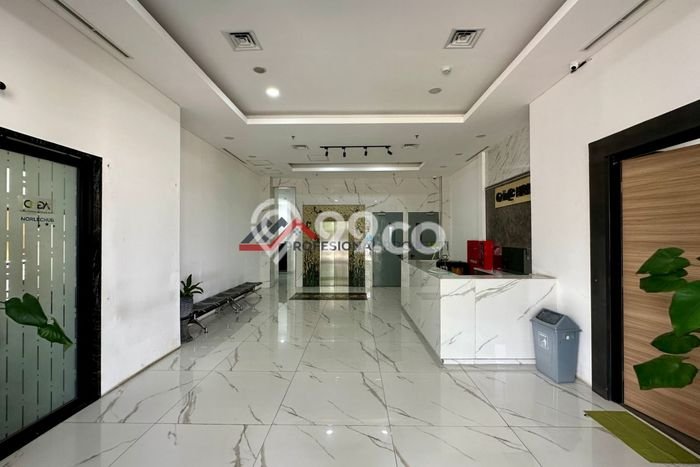 Dijual Gudang Kawasan Lebak Bulus, Luas 2020m², Area Berkembang, Jalan Utama Dijual Gudang Kawasan Lebak Bulus, Luas 2020m², Area Berkembang, Jalan Utama
