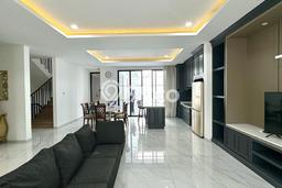 Disewakan! Rumah 4 Kamar Tidur &
5 Kamar Mandi di Cipete, Jakarta Selatan Disewakan! Rumah 4 Kamar Tidur &
5 Kamar Mandi di Cipete, Jakarta Selatan