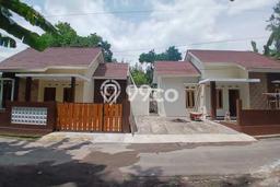 Jual Rumah Harga Miring Seyegan Punya 2 KT & LT 113m2 Jual Rumah Harga Miring Seyegan Punya 2 KT & LT 113m2